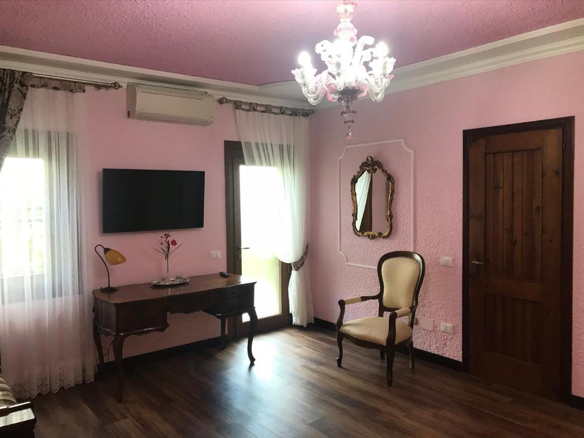 הוילה קוארטו ד'אלטינו Vecchia Favola House מראה חיצוני תמונה